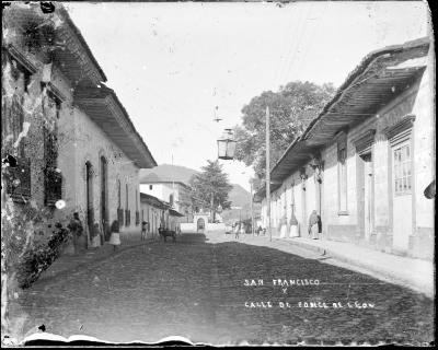 San Francisco y calle de Ponce de León 