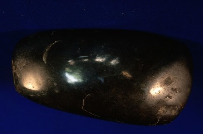 HACHA DE JADE