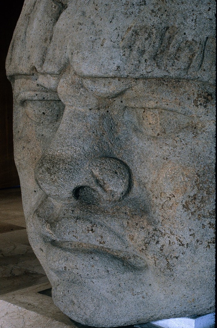 CABEZA 5, MONUMENTO 5