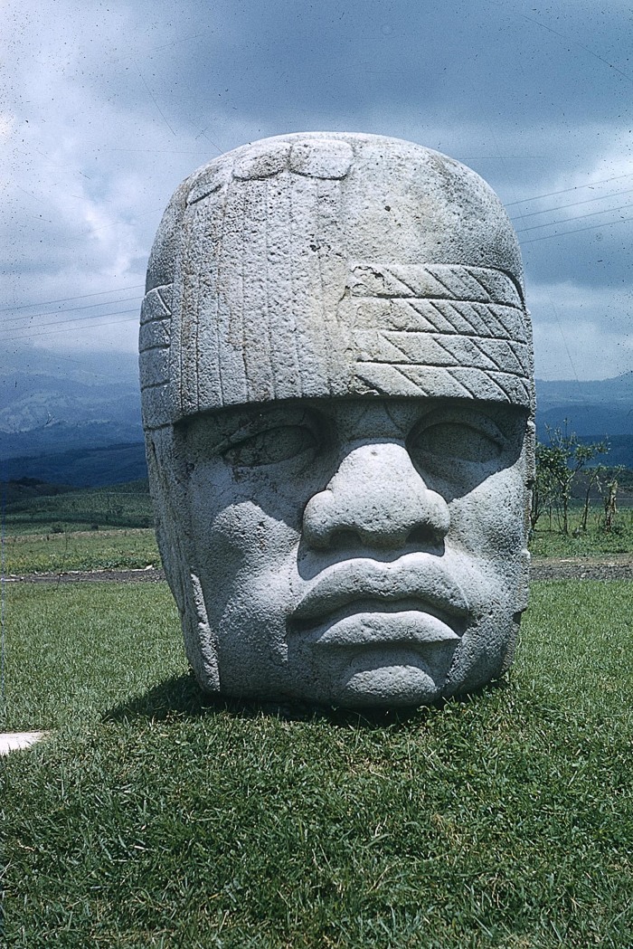 CABEZA 4, MONUMENTO 4