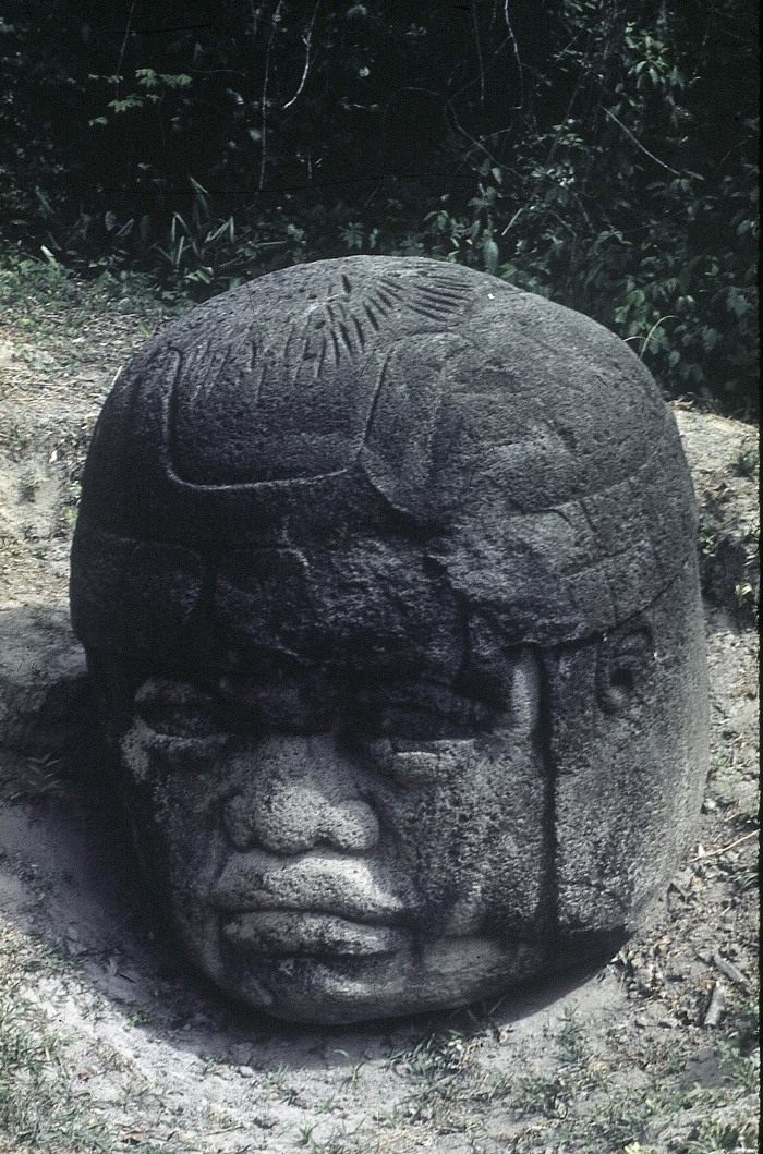 MONUMENTO 1, CABEZA