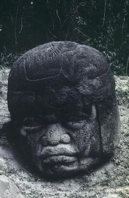 MONUMENTO 1, CABEZA