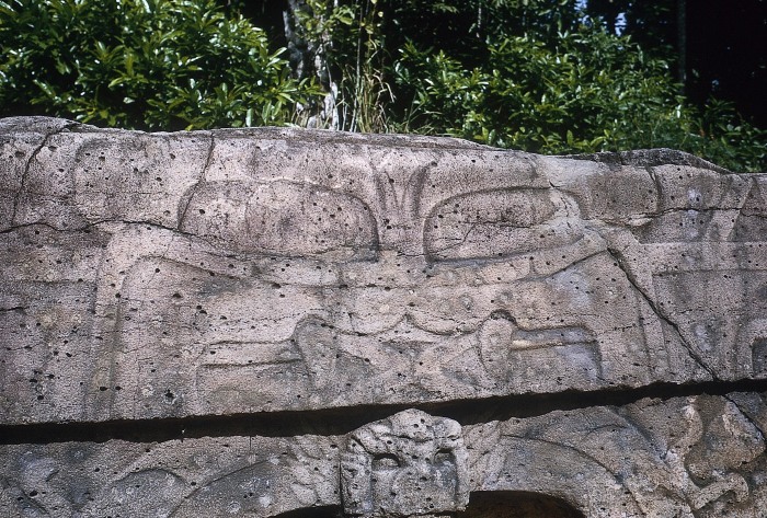 ALTAR 4