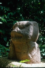 MONUMENTO 60, FIGURA SEDENTE