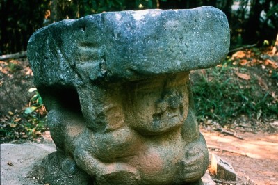 MONUMENTO 59, FIGURA HUMANA-FELINA