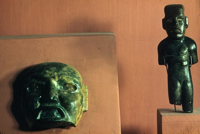 FIGURA ANTROPOMORFA