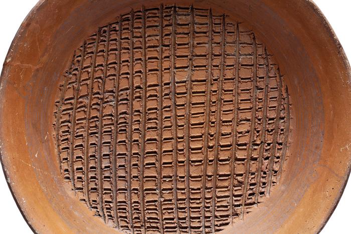 Detalle de molcajete trípode