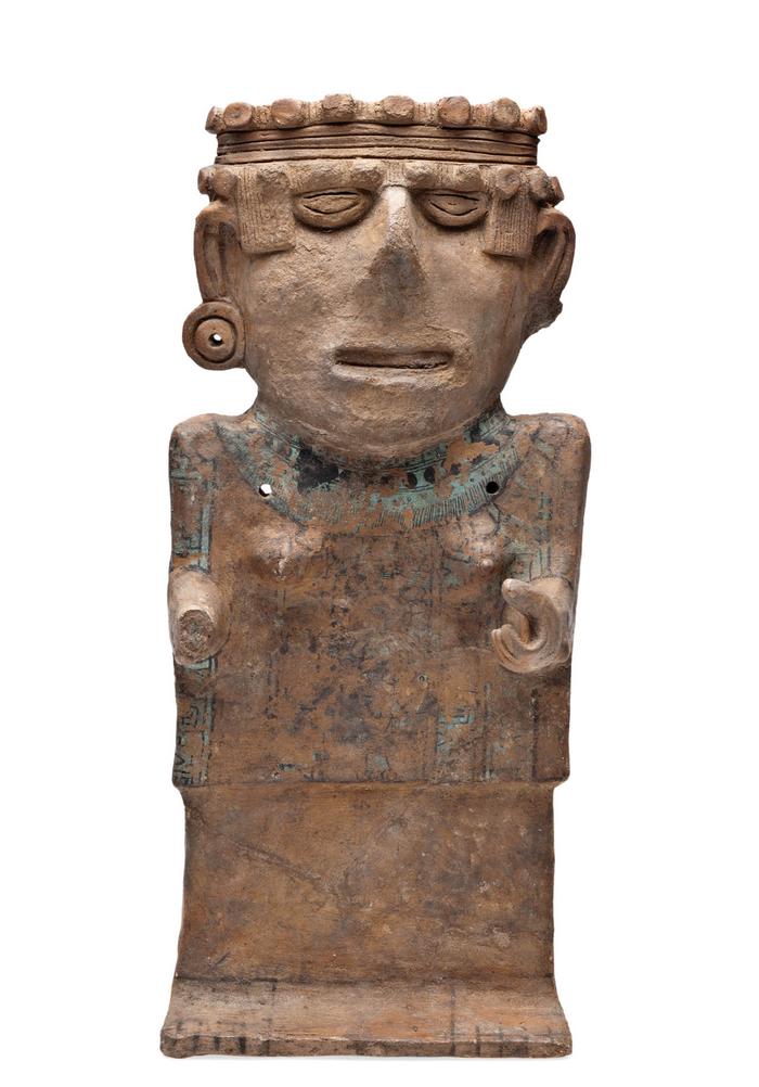 Escultura de cerámica del tipo galleta de Chalchiuhtlicue