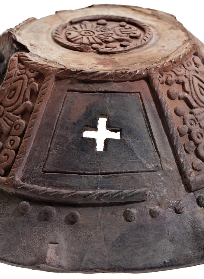 Detalle de cazoleta de sahumador