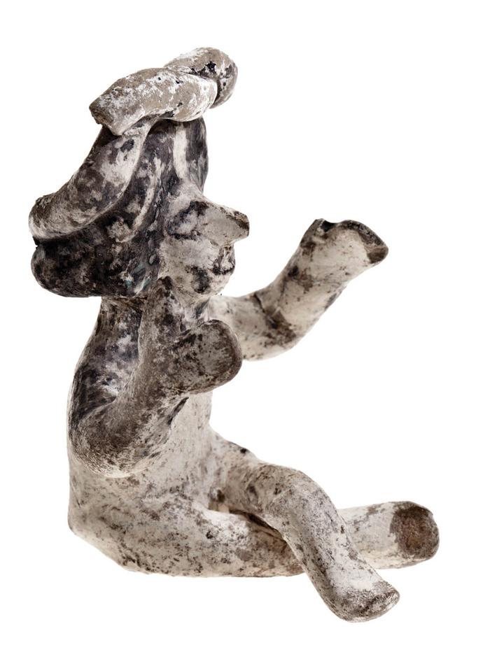 Escultura femenina antropomorfa