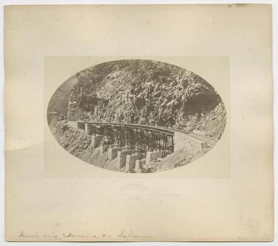 Puente de la Barranca del Infiernillo