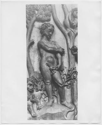 Detalle del Relieve del Génesis 3:6