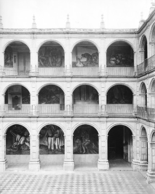 Arcadas del Patio Grande, Antiguo Colegio de San Ildefonso