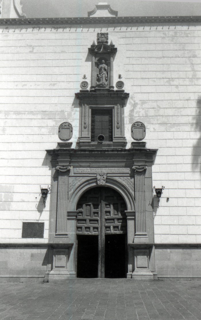 Templo de San Diego. Portada