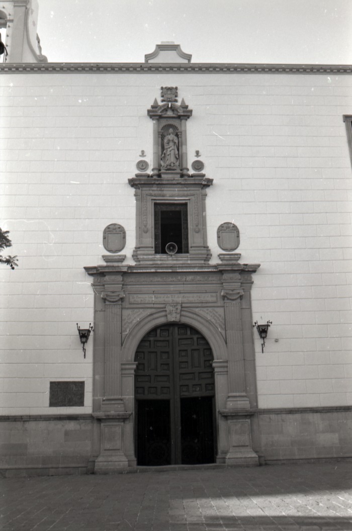 Templo de San Diego. Portada