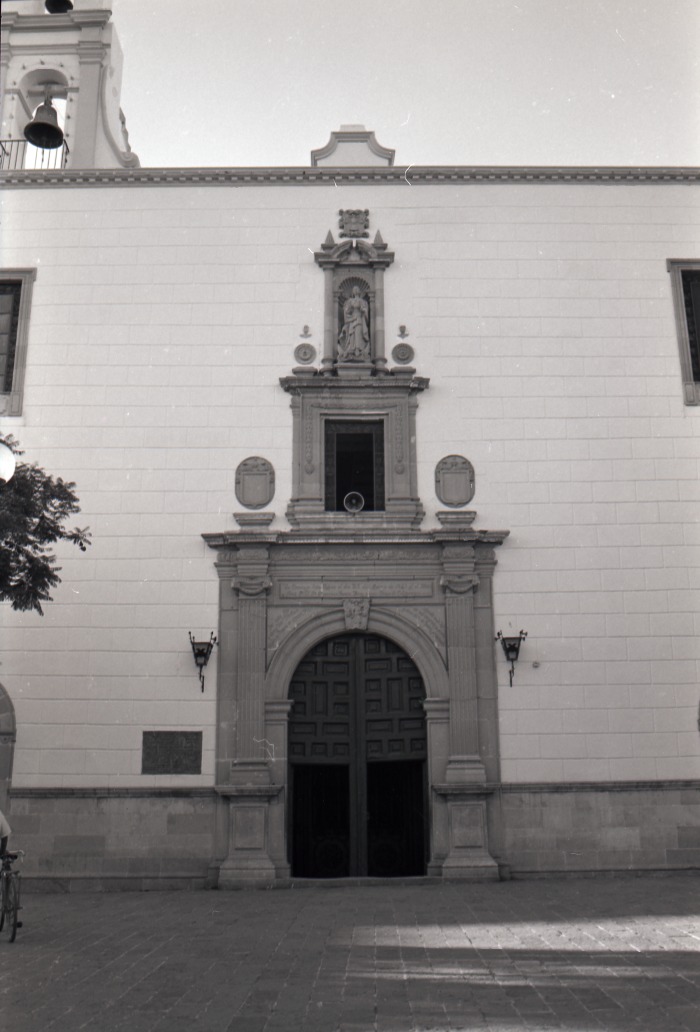 Templo de San Diego. Portada