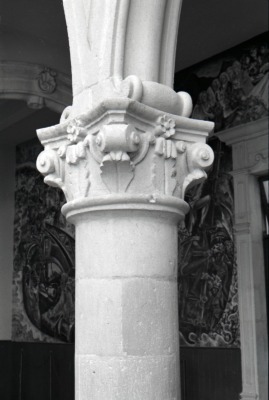 Casa del Mayorazgo de Rincón Gallardo. Capitel de una columna