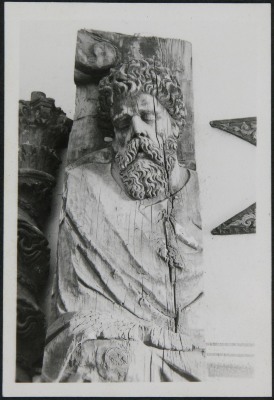 Relieve con Apóstol. Antiguo retablo de Yuririapúndaro, Guanajuato.